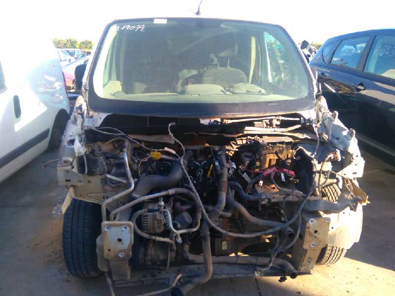 RENAULT KANGOO Furgón Confort Motor 1,5 Ltr. - 50 kW dCi Diesel foto 10