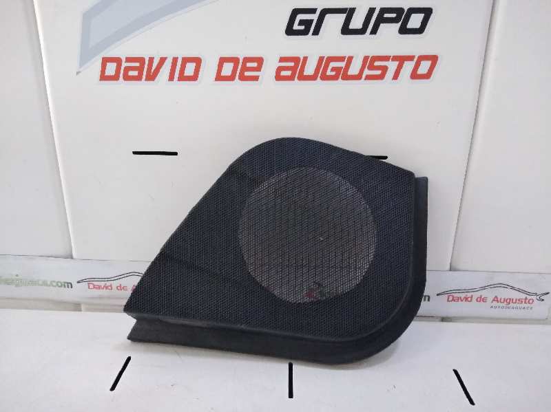 CARCASA ALTAVOZ PUERTA DELANTERA IZQUIERDA