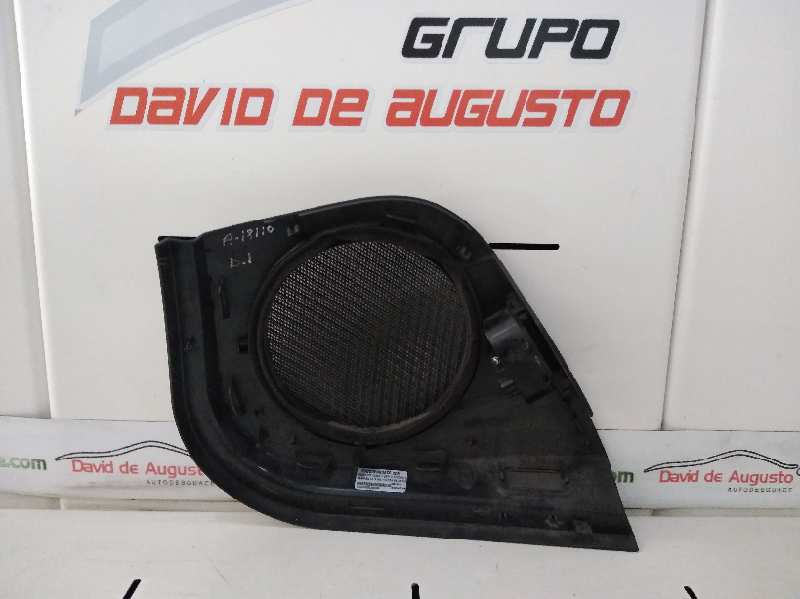 CARCASA ALTAVOZ PUERTA DELANTERA IZQUIERDA foto 2