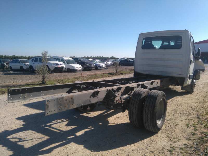 IVECO DAILY PR Doppelkabine 35 C... Radstand 3750   |   07.11 - 12.14 foto 4