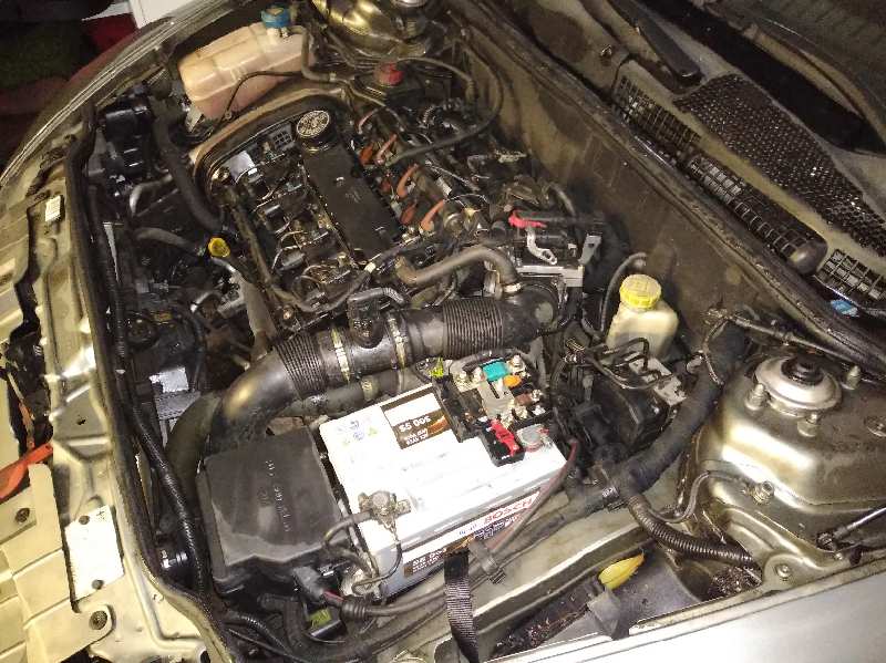 ALFA ROMEO 147 (190) 1.6 T.Spark ECO Distinctive Motor 1,6 Ltr. - 77 kW 16V CAT foto 9