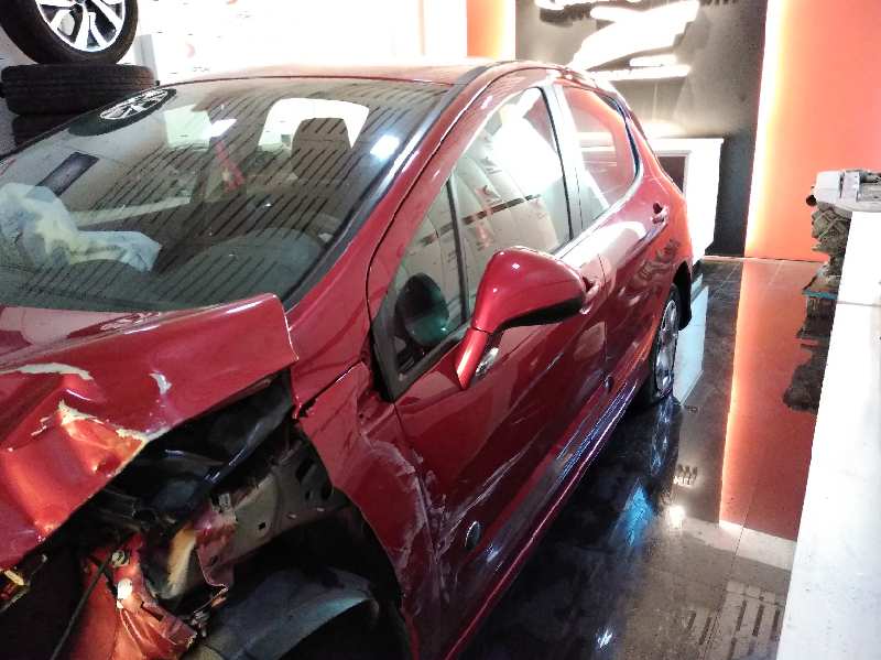 PEUGEOT 308 Access   |   05.11 - 12.13 foto 5