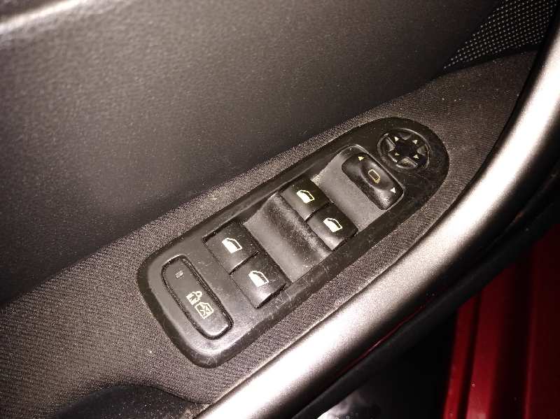 PEUGEOT 308 Access   |   05.11 - 12.13 foto 7