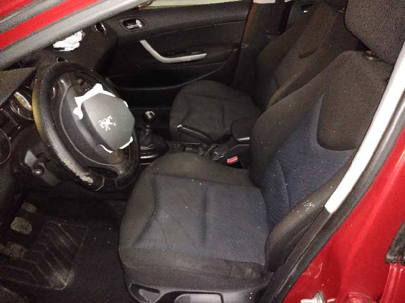 PEUGEOT 308 Access   |   05.11 - 12.13 foto 10