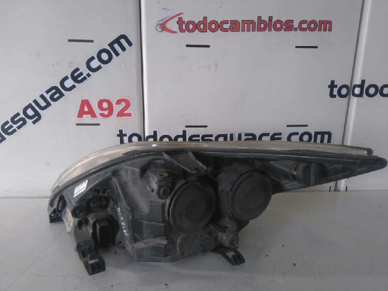 FARO DERECHO foto 2