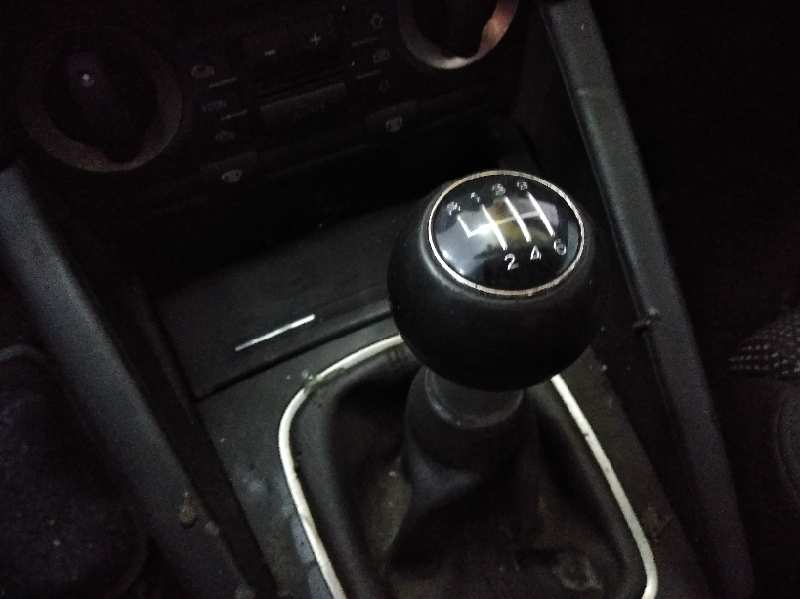 AUDI A3 (8P) 2.0 TDI Ambiente (DPF)   |   04.05 - 12.12 foto 9