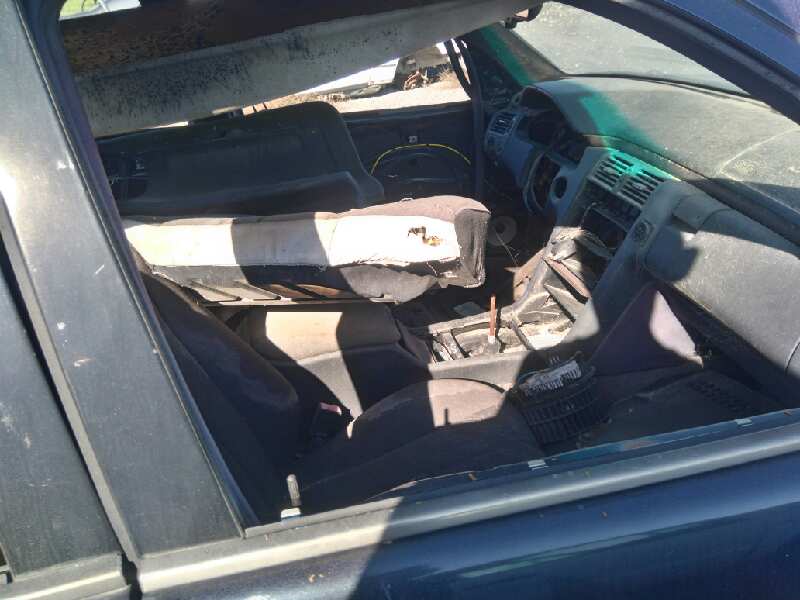 MERCEDES-BENZ CLASE E (W210) BERLINA DIESEL 3.0 Diesel CAT Motor 3,0 Ltr. - 100 kW Diesel CAT foto 5