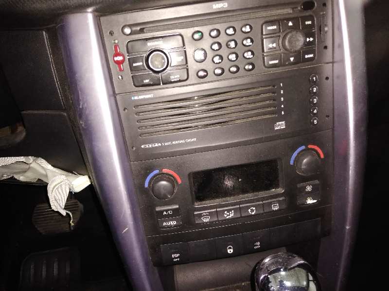 PEUGEOT 207 CC Sport   |   0.07 - ...