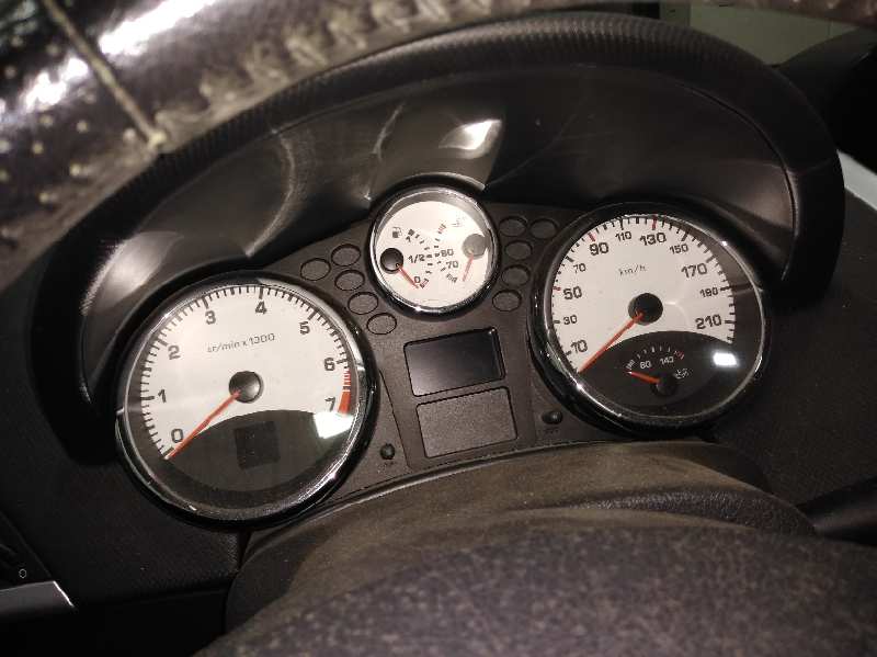 PEUGEOT 207 CC Sport   |   0.07 - ...