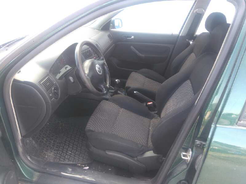 VOLKSWAGEN GOLF IV BERLINA (1J1) Advance Motor 1,9 Ltr. - 81 kW TDI