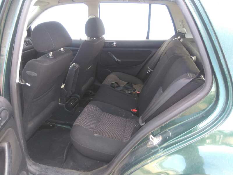 VOLKSWAGEN GOLF IV BERLINA (1J1) Advance Motor 1,9 Ltr. - 81 kW TDI