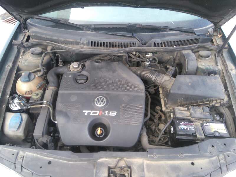 VOLKSWAGEN GOLF IV BERLINA (1J1) Advance Motor 1,9 Ltr. - 81 kW TDI