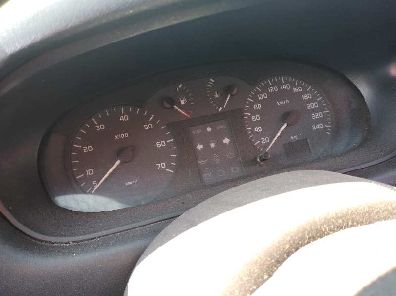RENAULT MEGANE I CLASSIC (LA0) 1.9 dTi Alize Motor 1,9 Ltr. - 72 kW dTi Diesel CAT foto 8