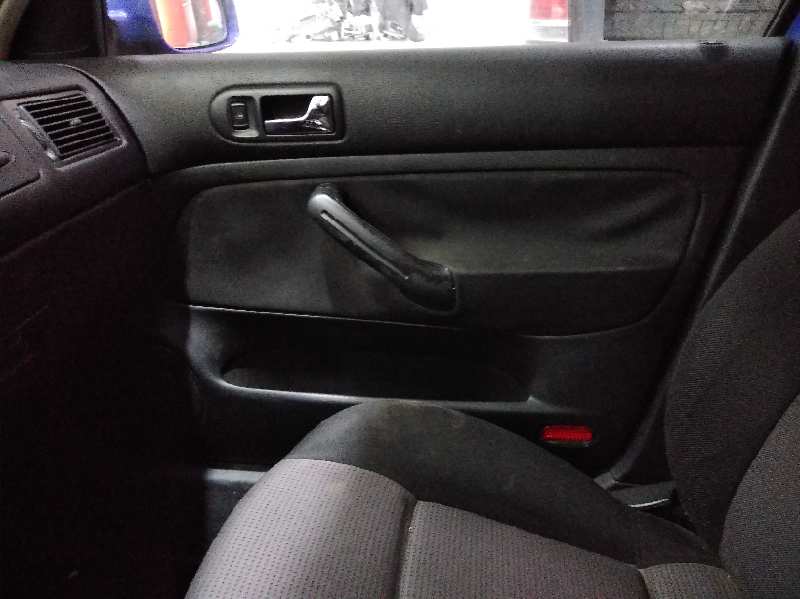 VOLKSWAGEN GOLF IV VARIANT (1J5) Highline   |   05.99 - 12.02 foto 9
