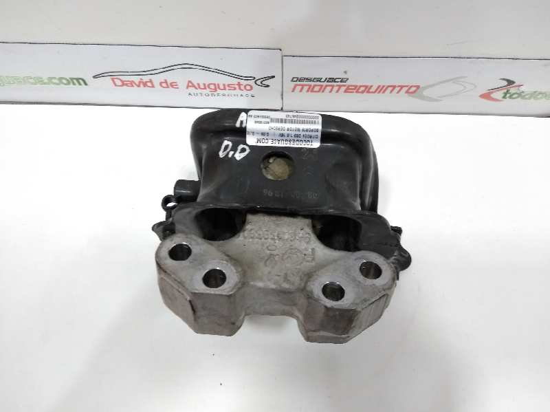 SOPORTE MOTOR DERECHO foto 4
