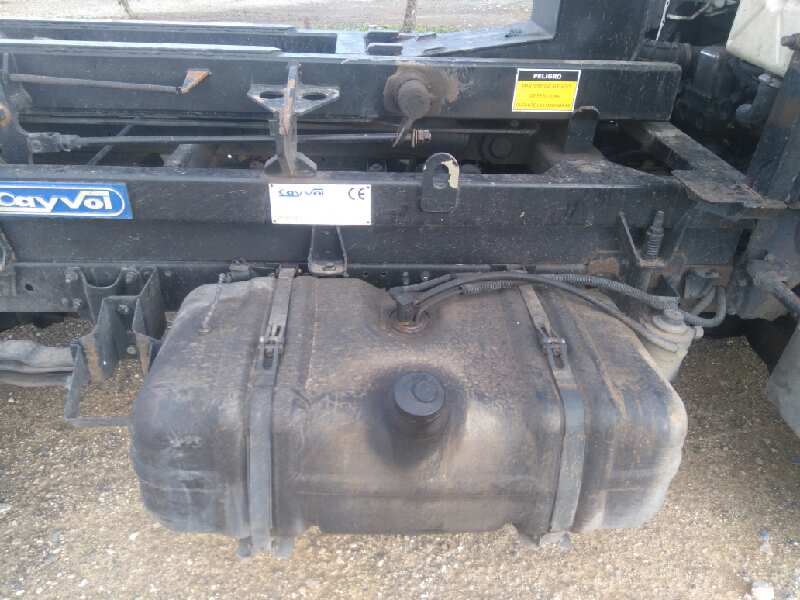 NISSAN CABSTAR ->09.06 Cabstar 35.XX Cabina simple Cabina individual Motor 3,0 Ltr. - 110 kW Diesel foto 11