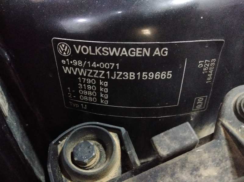 VOLKSWAGEN GOLF IV BERLINA (1J1) GTI Motor 1,9 Ltr. - 110 kW TDI foto 6