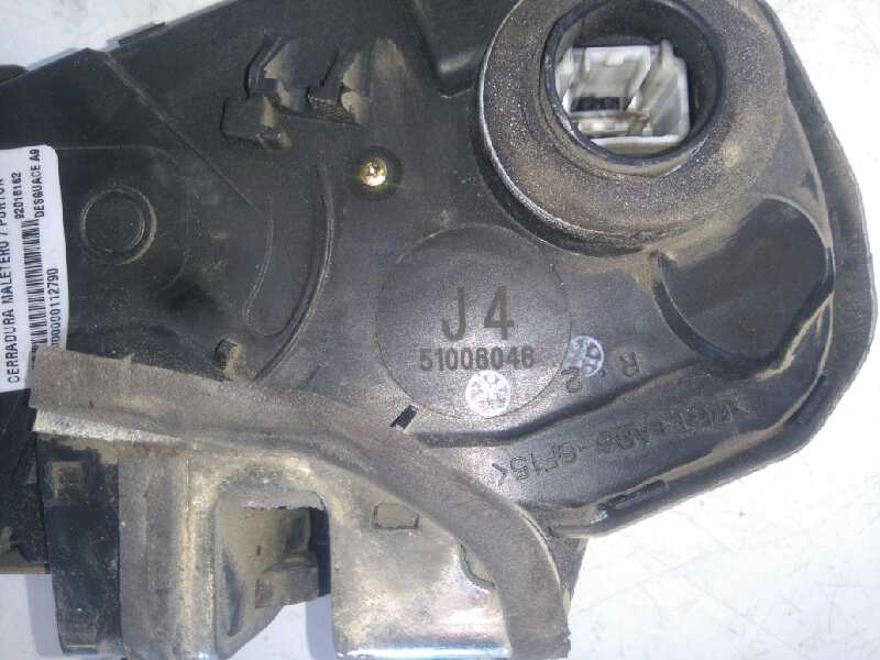 CERRADURA MALETERO / PORTON