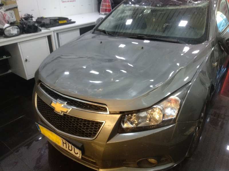 CHEVROLET CRUZE LT   |   08.11 - 12.12 foto 2