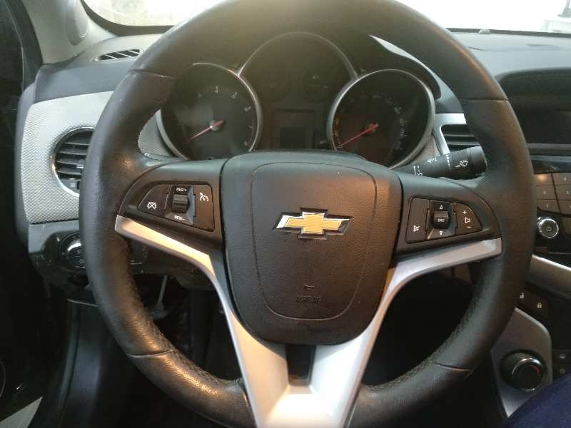 CHEVROLET CRUZE LT   |   08.11 - 12.12 foto 12