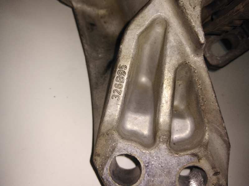 SOPORTE MOTOR IZQUIERDO foto 4