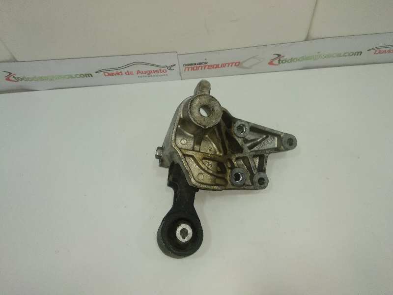 SOPORTE MOTOR TRASERO foto 4