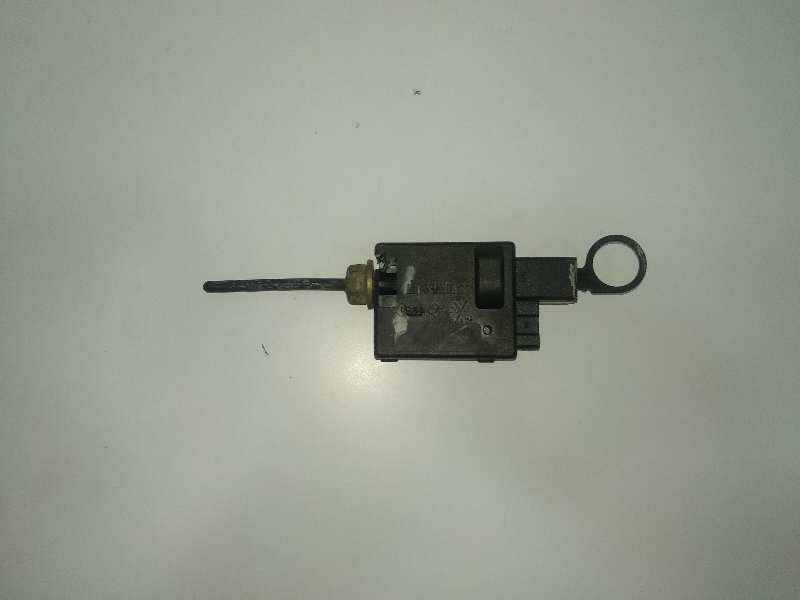 CERRADURA TAPA GASOLINA/GASOIL RENAULT LAGUNA II (BG0) Authentique