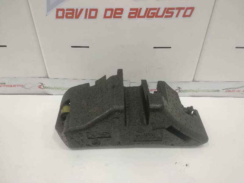 GATO RENAULT MEGANE II BERLINA 5P Authentique