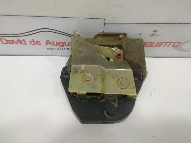 CERRADURA MALETERO / PORTON foto 2