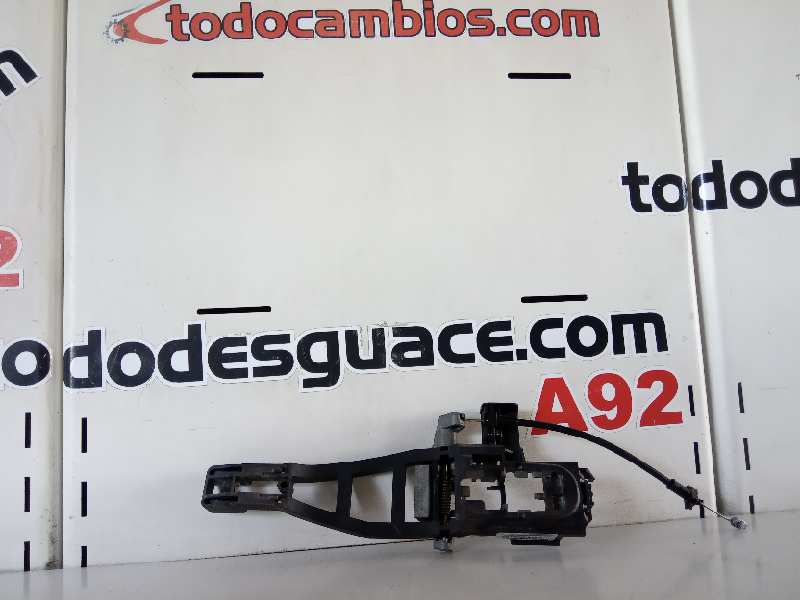 SOPORTE MANETA EXTERIOR PUERTA TRASERA IZQUIERDA FORD FOCUS LIM. (CB8) *