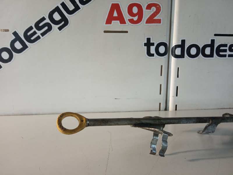 GUIA VARILLA ACEITE TOYOTA COROLLA (E15) High   |   0.08 - ...