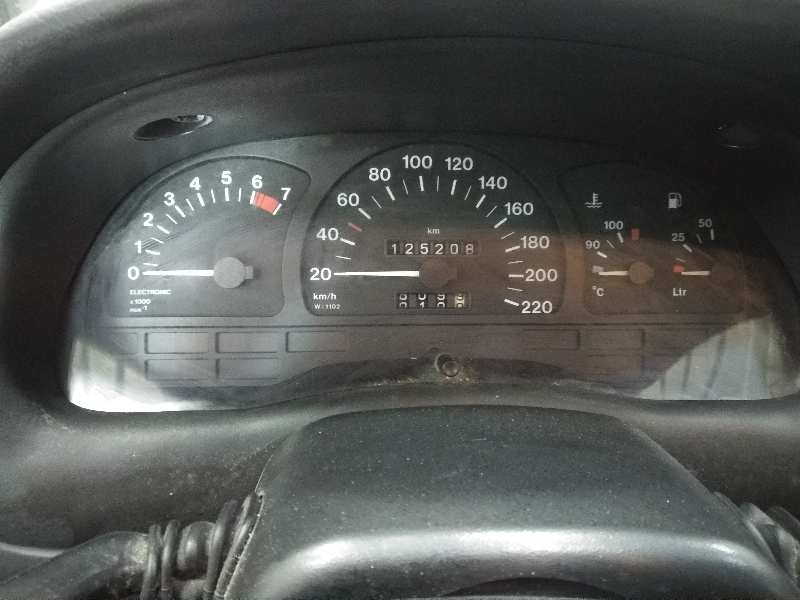 OPEL ASTRA F BERLINA Básico Motor 1,6 Ltr. - 74 kW 16V foto 10