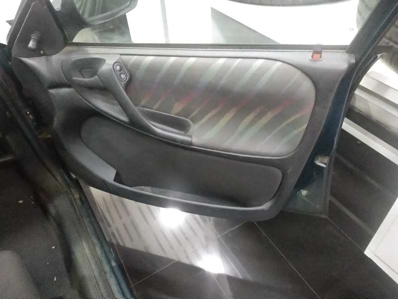OPEL ASTRA F BERLINA Básico Motor 1,6 Ltr. - 74 kW 16V