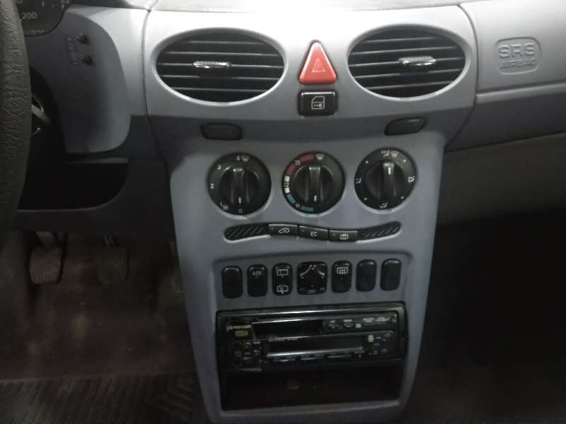 MERCEDES CLASE A (W168) 140 (168.031)   |   05.97 - 12.04 foto 11