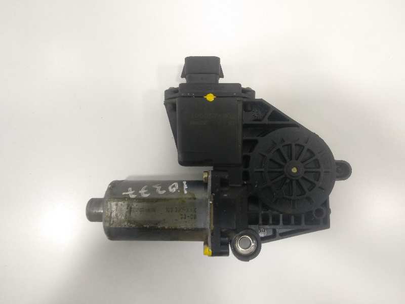 MOTOR ELEVALUNAS DELANTERO IZQUIERDO MITSUBISHI SPACE STAR (DG0) 1900 DI-D