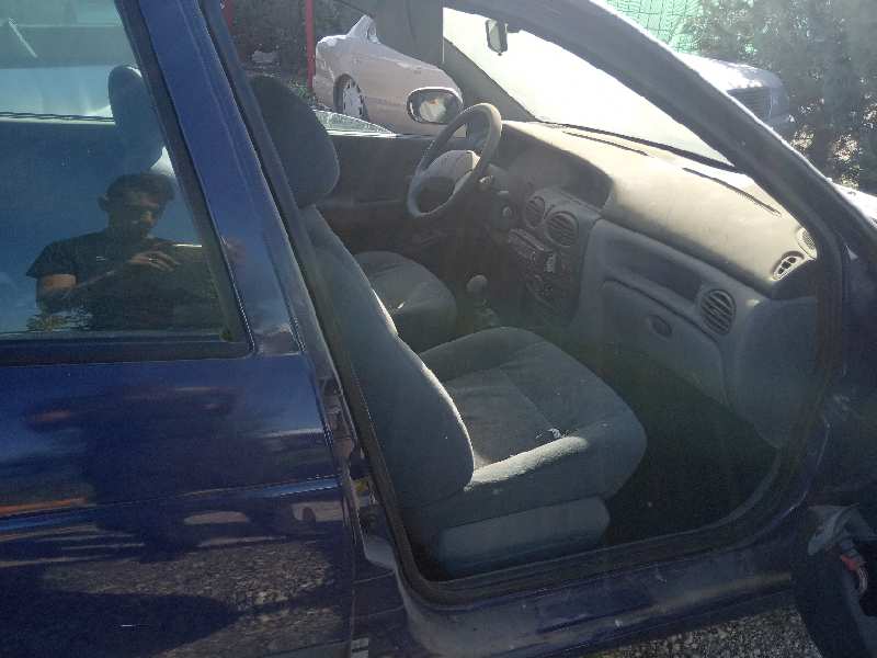 RENAULT MEGANE I CLASSIC (LA0) 1.6e Alize Motor 1,6 Ltr. - 66 kW foto 5