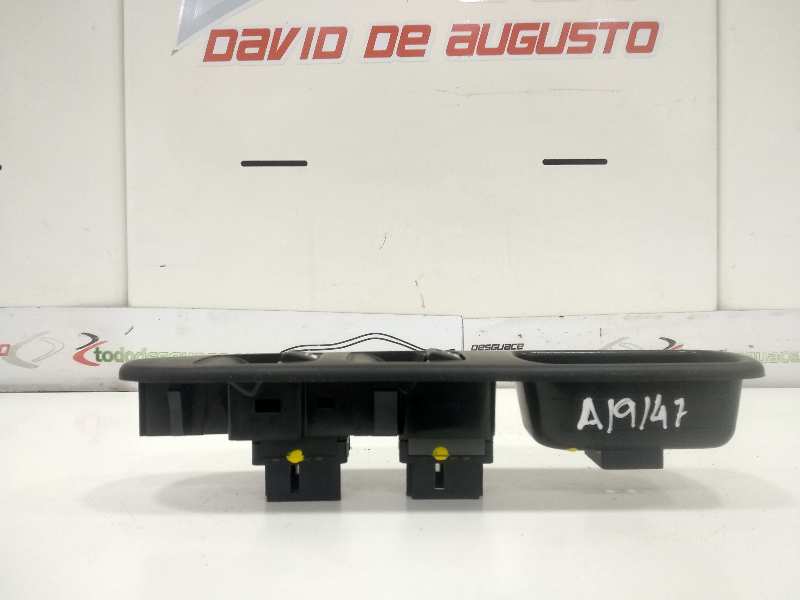 MANDO ELEVALUNAS DELANTERO IZQUIERDO foto 5