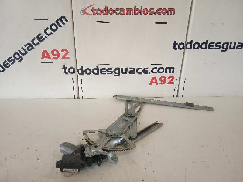 ELEVALUNAS DELANTERO IZQUIERDO foto 3