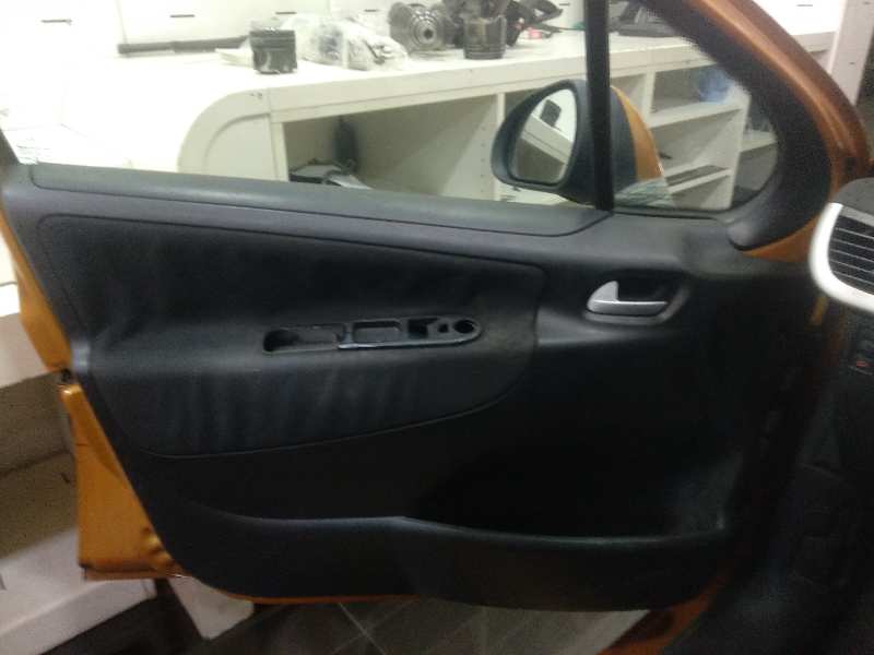 PEUGEOT 207 Confort   |   06.07 - 12.12 foto 10