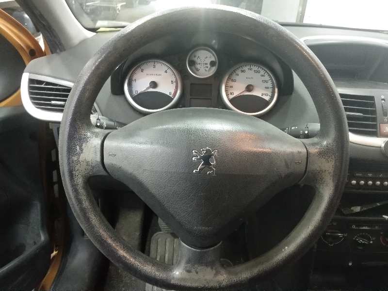 PEUGEOT 207 Confort   |   06.07 - 12.12 foto 11