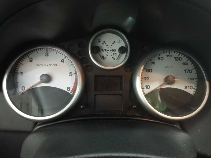 PEUGEOT 207 Confort   |   06.07 - 12.12 foto 12