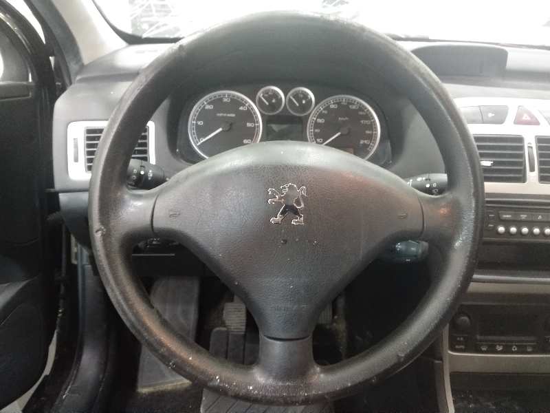 PEUGEOT 307 (S1) XR Clim Plus Motor 1,6 Ltr. - 66 kW 16V HDi foto 11