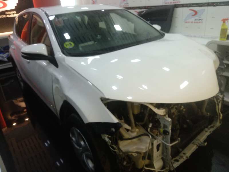 TOYOTA RAV 4 Active   |   01.14 - 12.15 foto 3