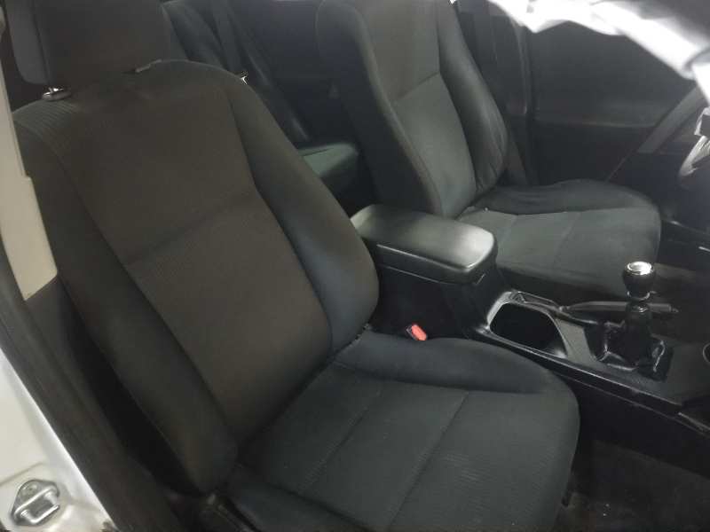TOYOTA RAV 4 Active   |   01.14 - 12.15