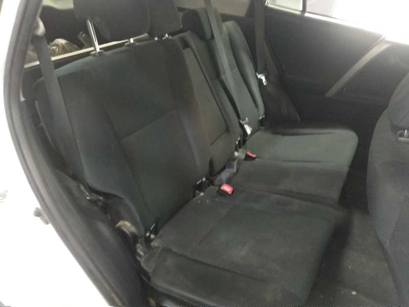 TOYOTA RAV 4 Active   |   01.14 - 12.15