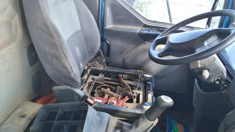 RENAULT HR 400.18 / 26 PREMIUM E2 FSA   Modelo 400.18 T   288 KW Corto   |   01.96 - 12.01 foto 11