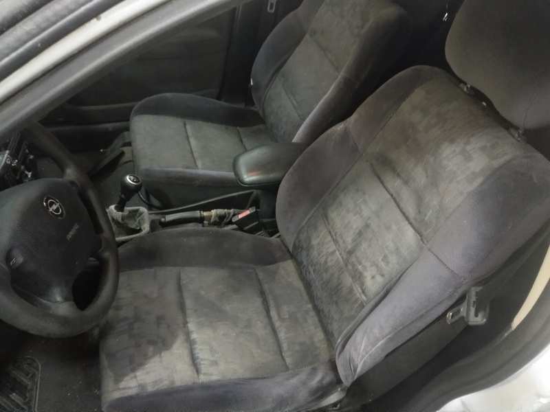OPEL VECTRA B BERLINA Básico (1999->) Motor 1,6 Ltr. - 74 kW 16V foto 10