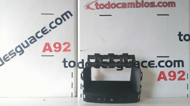 MODULO ECU CAJA FUSIBLES OPEL ASTRA J LIM. 4TÜRIG Excellence