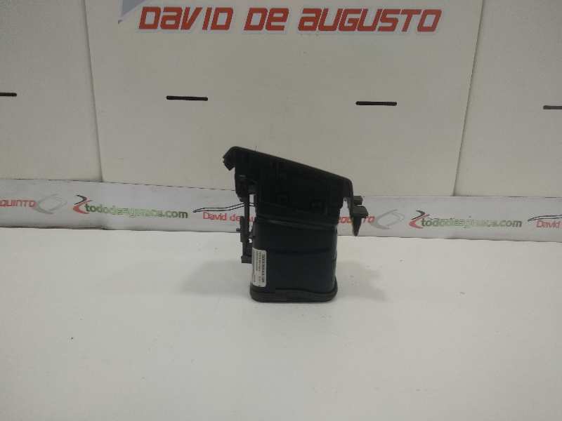 AIREADOR IZQUIERDO TOYOTA RAV 4 Active   |   01.14 - 12.15