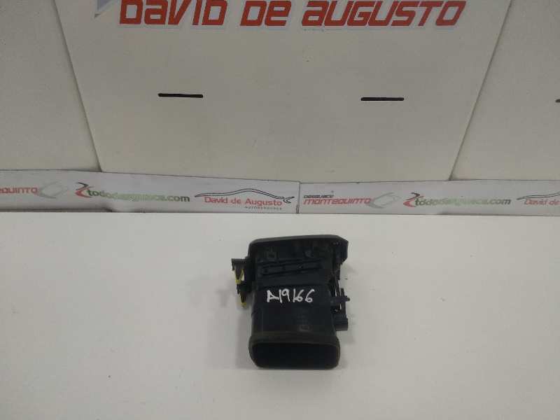 AIREADOR IZQUIERDO TOYOTA RAV 4 Active   |   01.14 - 12.15